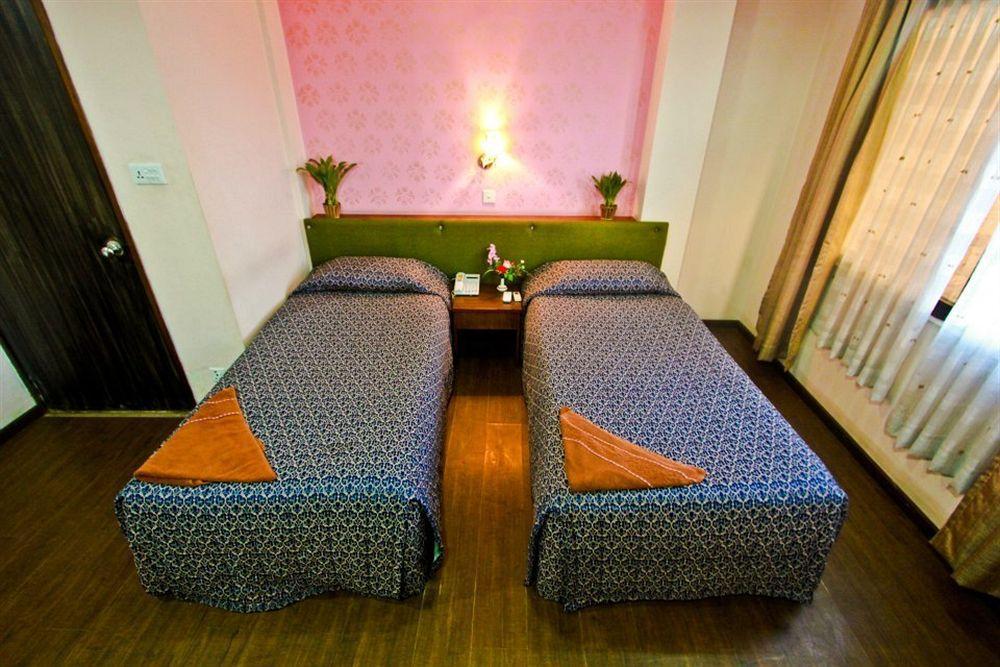 קטמנדו Backyard Hotel מראה חיצוני תמונה