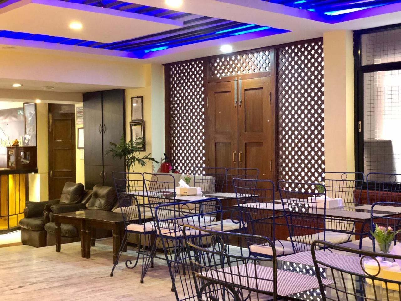 קטמנדו Backyard Hotel מראה חיצוני תמונה